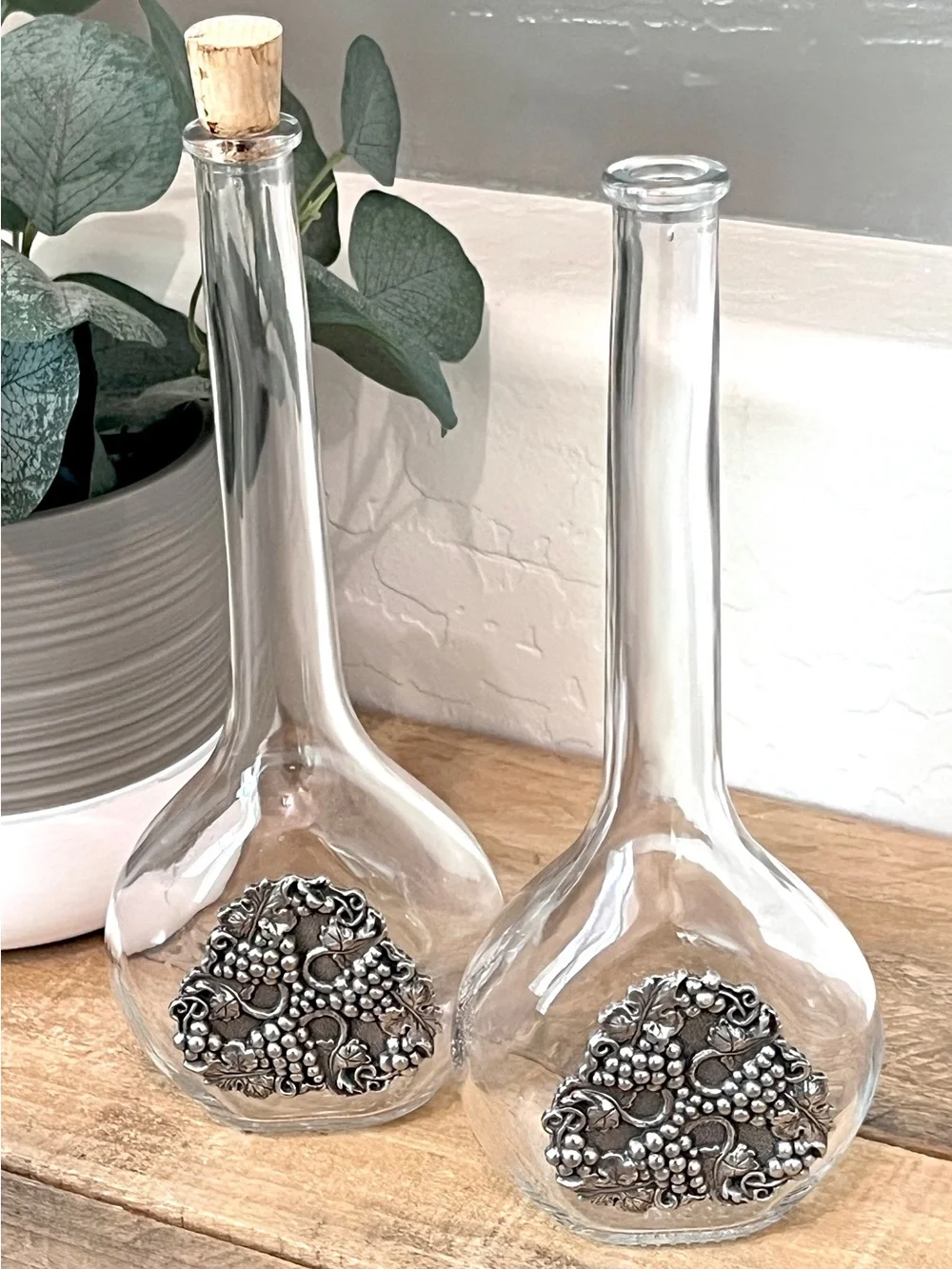 Vetreria Etrusca Italian Glass Pewter Grape Cruet Bottles Set of 2 (200ml)